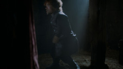 extant_GameOfThrones_4x03-BreakerOfChains_4458