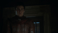 extant_GameOfThrones_4x03-BreakerOfChains_4476