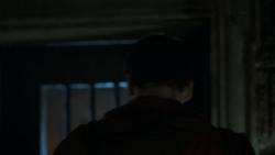 extant_GameOfThrones_4x03-BreakerOfChains_4513