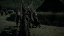 extant_GameOfThrones_4x03-BreakerOfChains_4583