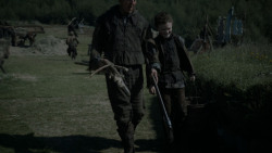 extant_GameOfThrones_4x03-BreakerOfChains_4596