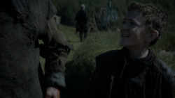 extant_GameOfThrones_4x03-BreakerOfChains_4601