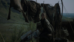 extant_GameOfThrones_4x03-BreakerOfChains_4609