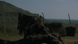 extant_GameOfThrones_4x03-BreakerOfChains_4622
