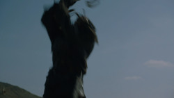 extant_GameOfThrones_4x03-BreakerOfChains_4626