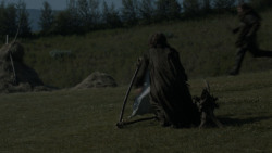 extant_GameOfThrones_4x03-BreakerOfChains_4637