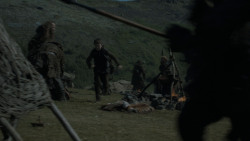 extant_GameOfThrones_4x03-BreakerOfChains_4649