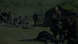 extant_GameOfThrones_4x03-BreakerOfChains_4655