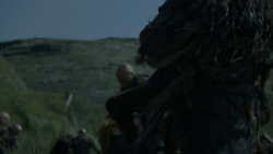 extant_GameOfThrones_4x03-BreakerOfChains_4707