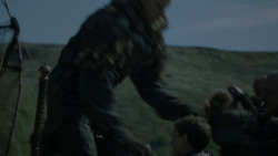 extant_GameOfThrones_4x03-BreakerOfChains_4709