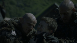 extant_GameOfThrones_4x03-BreakerOfChains_4714