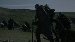 extant_GameOfThrones_4x03-BreakerOfChains_4725