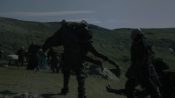extant_GameOfThrones_4x03-BreakerOfChains_4727