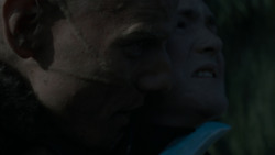 extant_GameOfThrones_4x03-BreakerOfChains_4752