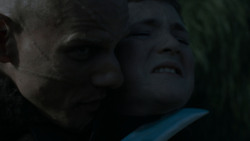 extant_GameOfThrones_4x03-BreakerOfChains_4756