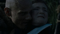 extant_GameOfThrones_4x03-BreakerOfChains_4760