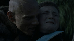 extant_GameOfThrones_4x03-BreakerOfChains_4762