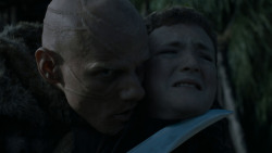 extant_GameOfThrones_4x03-BreakerOfChains_4769