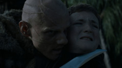 extant_GameOfThrones_4x03-BreakerOfChains_4770