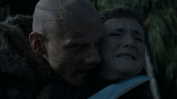 extant_GameOfThrones_4x03-BreakerOfChains_4772
