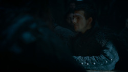 extant_GameOfThrones_4x03-BreakerOfChains_4912