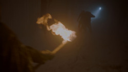 extant_GameOfThrones_4x03-BreakerOfChains_4947