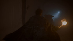 extant_GameOfThrones_4x03-BreakerOfChains_4948