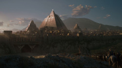 extant_GameOfThrones_4x03-BreakerOfChains_5128