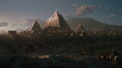 extant_GameOfThrones_4x03-BreakerOfChains_5129