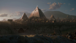 extant_GameOfThrones_4x03-BreakerOfChains_5135