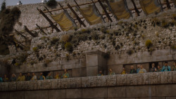 extant_GameOfThrones_4x03-BreakerOfChains_5171