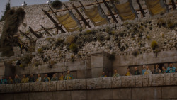 extant_GameOfThrones_4x03-BreakerOfChains_5172