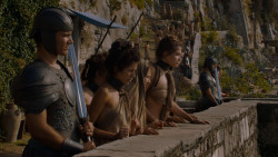 extant_GameOfThrones_4x03-BreakerOfChains_5181