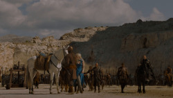extant_GameOfThrones_4x03-BreakerOfChains_5182