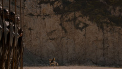 extant_GameOfThrones_4x03-BreakerOfChains_5246