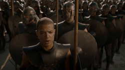 extant_GameOfThrones_4x03-BreakerOfChains_5362