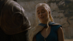 extant_GameOfThrones_4x03-BreakerOfChains_5401
