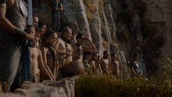 extant_GameOfThrones_4x03-BreakerOfChains_5456