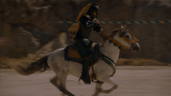 extant_GameOfThrones_4x03-BreakerOfChains_5561