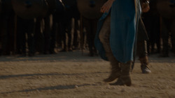extant_GameOfThrones_4x03-BreakerOfChains_5636