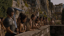 extant_GameOfThrones_4x03-BreakerOfChains_5651