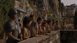 extant_GameOfThrones_4x03-BreakerOfChains_5652