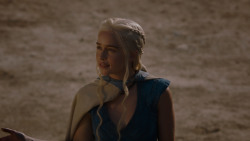 extant_GameOfThrones_4x03-BreakerOfChains_5718