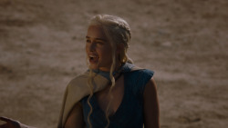 extant_GameOfThrones_4x03-BreakerOfChains_5719