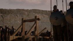 extant_GameOfThrones_4x03-BreakerOfChains_5801