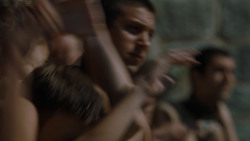 extant_GameOfThrones_4x03-BreakerOfChains_5856