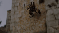extant_GameOfThrones_4x03-BreakerOfChains_5857