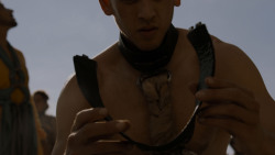 extant_GameOfThrones_4x03-BreakerOfChains_5889