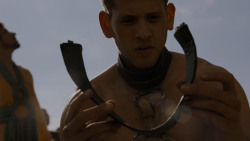 extant_GameOfThrones_4x03-BreakerOfChains_5890
