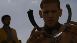 extant_GameOfThrones_4x03-BreakerOfChains_5897